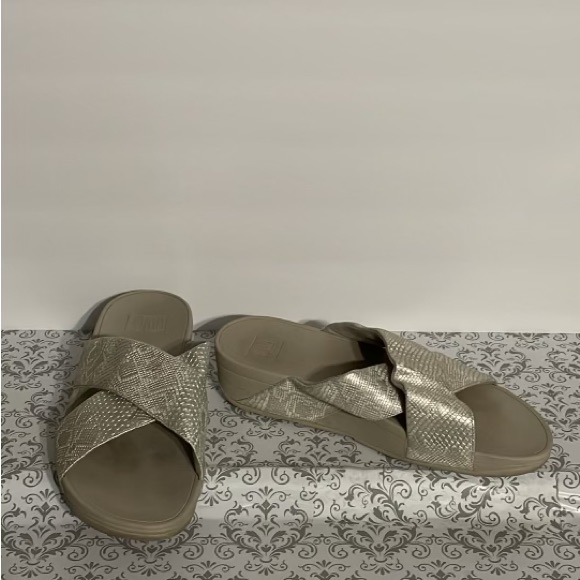 Fitflop Sandals , size 9 - Picture 7 of 11